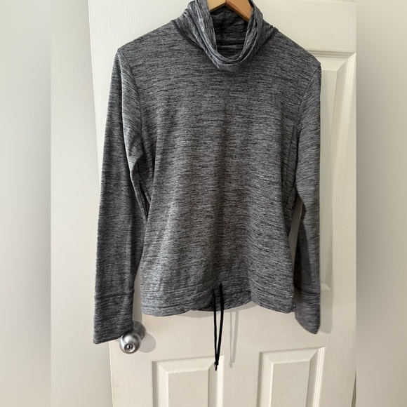 Nike women’s funnel neck dri fit grey training top size medium shirt - Picture 2 of 13